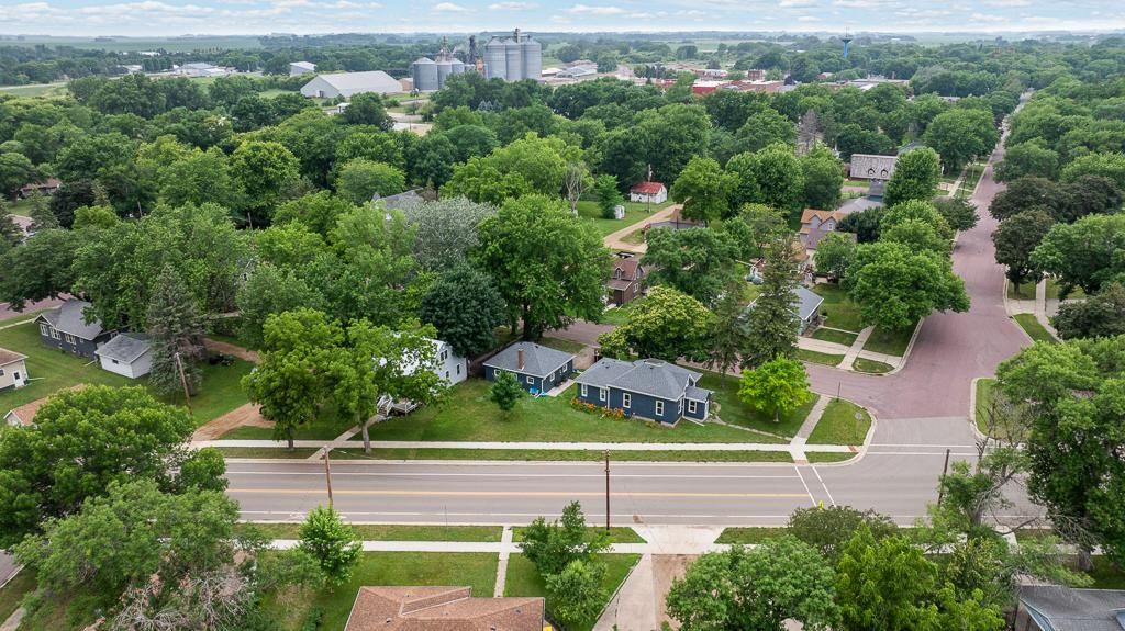 Photo of 37 Rowland Street, Tracy, MN 56175 (MLS # 7102450)