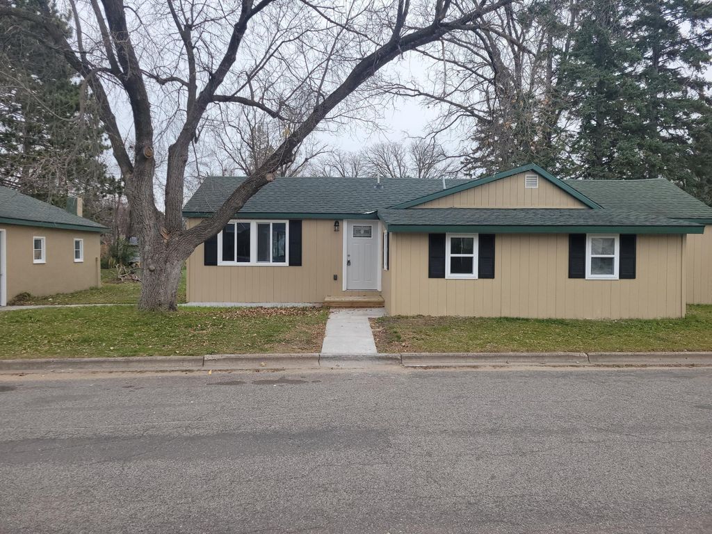 Photo of 1201 L Street NE, Brainerd, MN 56401 (MLS # 6822229)
