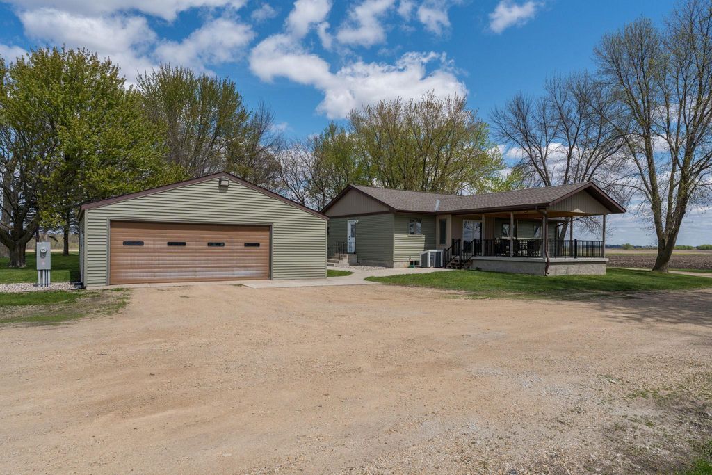 Photo of 62277 142nd Street, Mapleton, MN 56065 (MLS # 7066943)