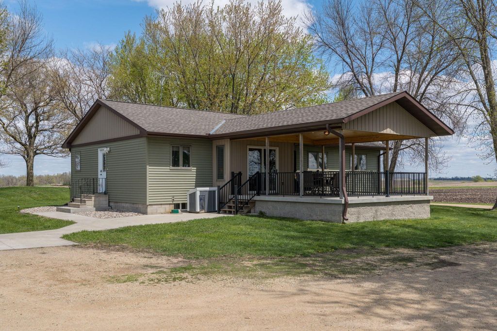 Photo of 62277 142nd Street, Mapleton, MN 56065 (MLS # 7066943)