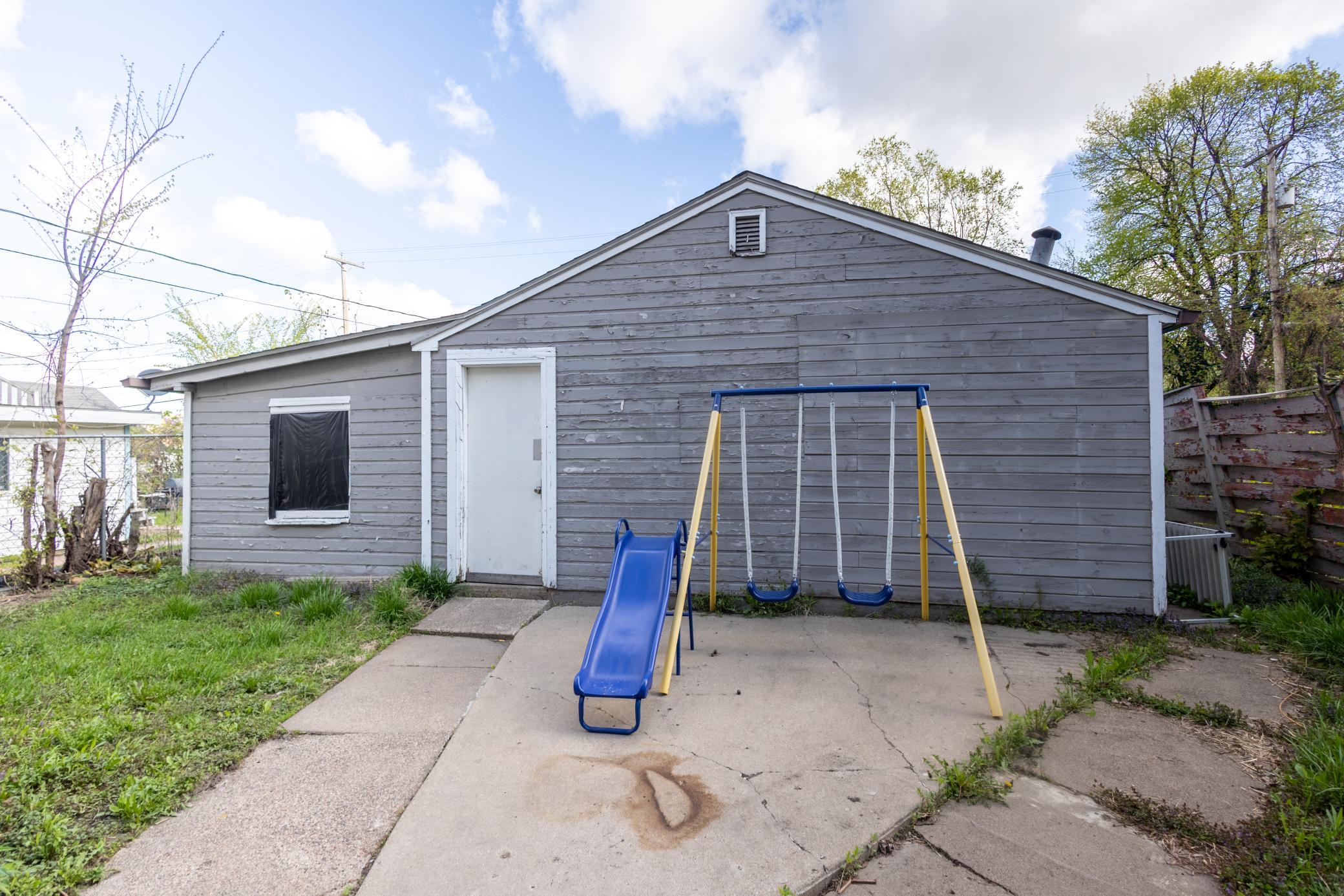 1201 Ross Avenue