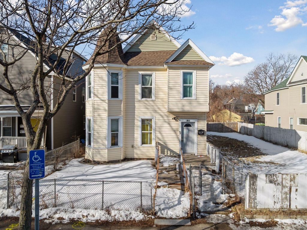 Photo of 2832 15th Avenue S, Minneapolis, MN 55407 (MLS # 7019980)