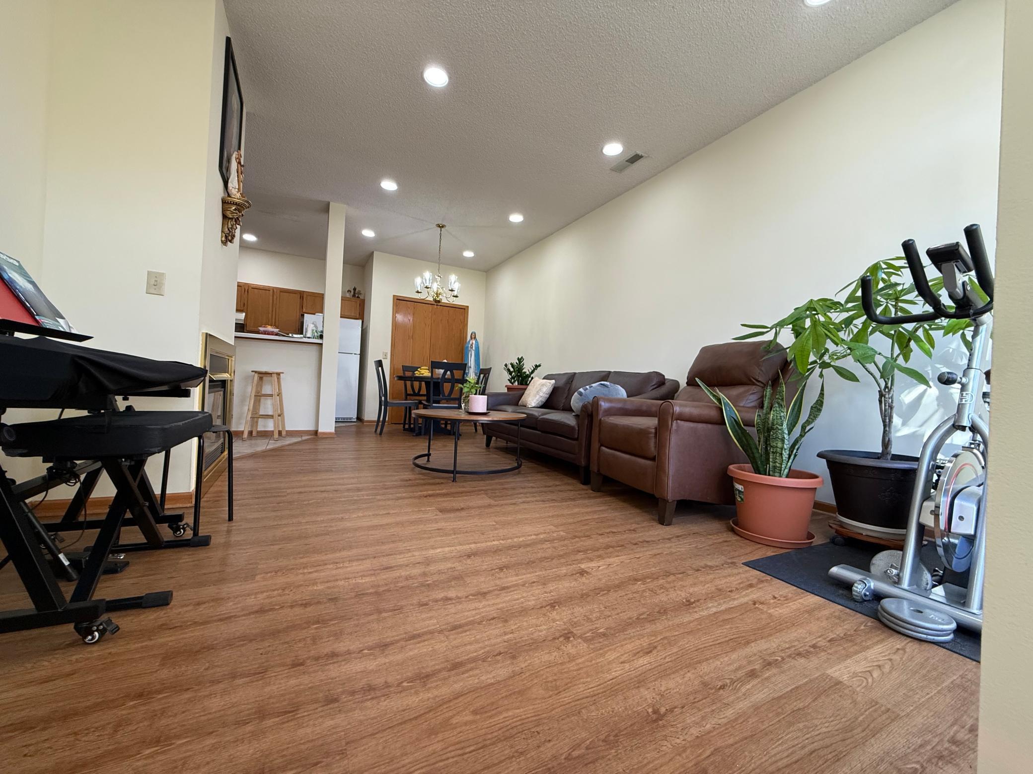 15503 Gateway Path 128