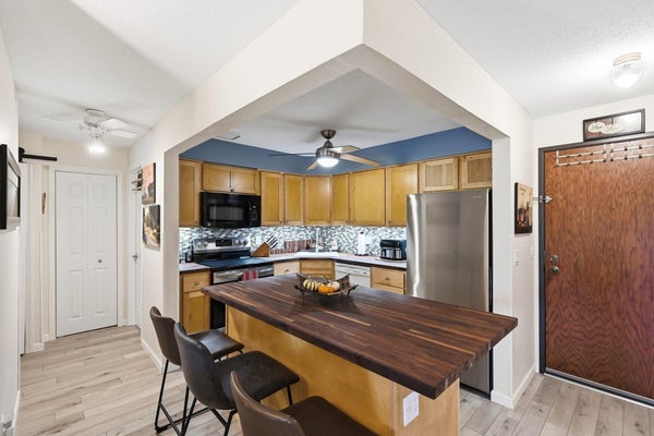 999 41ST AVE NE APT 210, MINNEAPOLIS, MN 55421 - Image 3bbaff6fbf2cdeb17e149ff287c67b25/1226751478