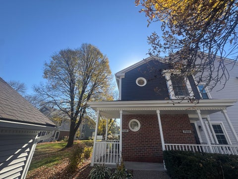 Photo of 7535 W 110th Street, Bloomington, MN 55438 (MLS # 7164509)