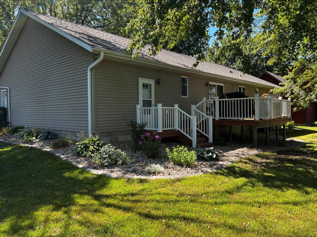 Photo of 1960 Willow Avenue, Worthington, MN 56187 (MLS # 7136414)