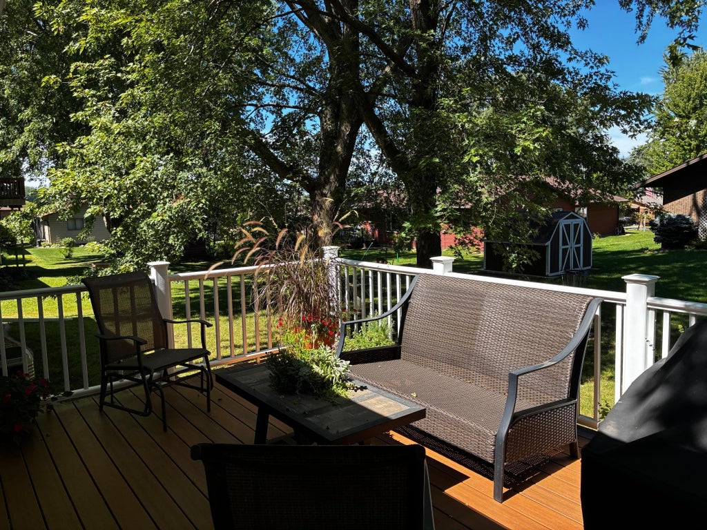 Photo of 1960 Willow Avenue, Worthington, MN 56187 (MLS # 7136414)