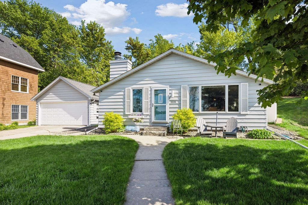 Photo of 3335 Crystal Bay Road, Wayzata, MN 55391 (MLS # 7073324)