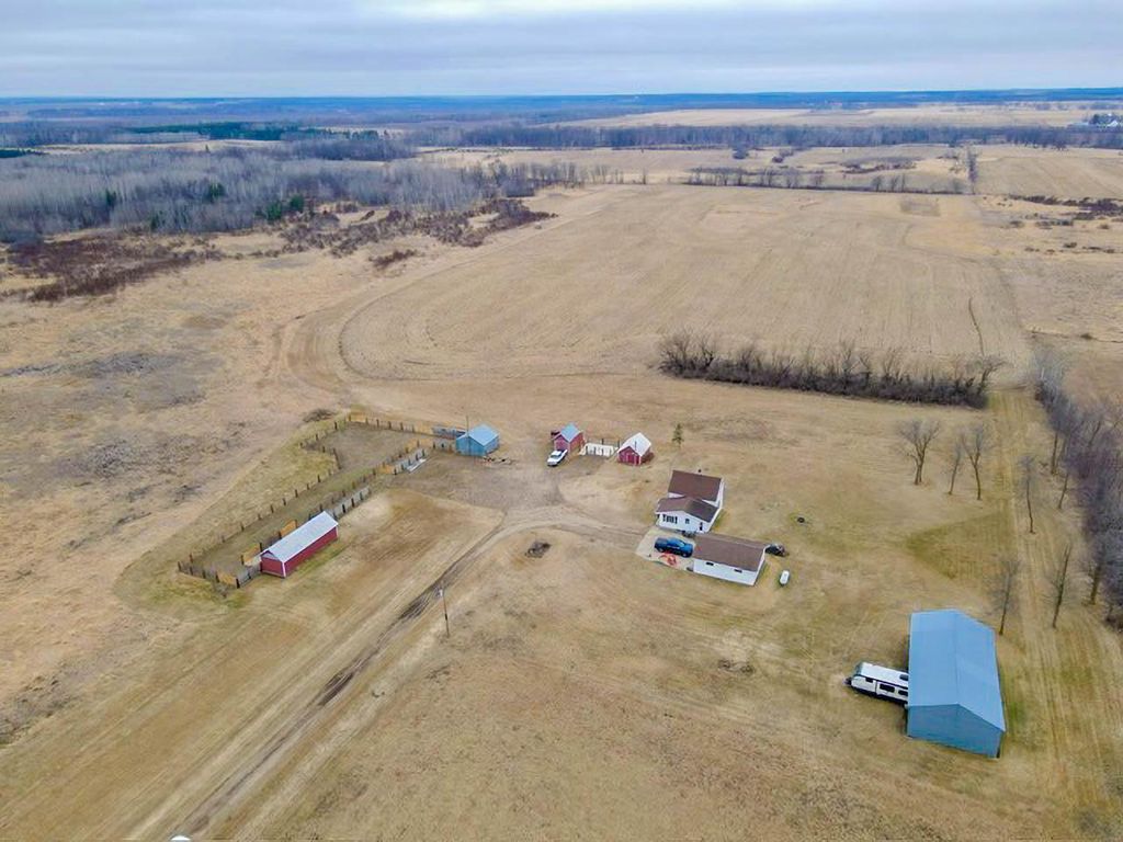 Photo of 34473 County Highway 143, Bluffton, MN 56518 (MLS # 7047190)