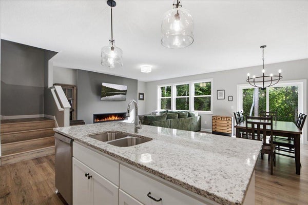 31594 GREEN SCENE DR, BREEZY POINT, MN 56472 - Image 3be54bb1ffad594eb8c8e99d3e8ac02e/682113993