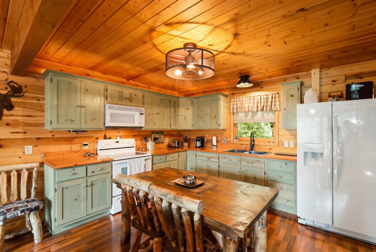 5005 N Lake Vermilion