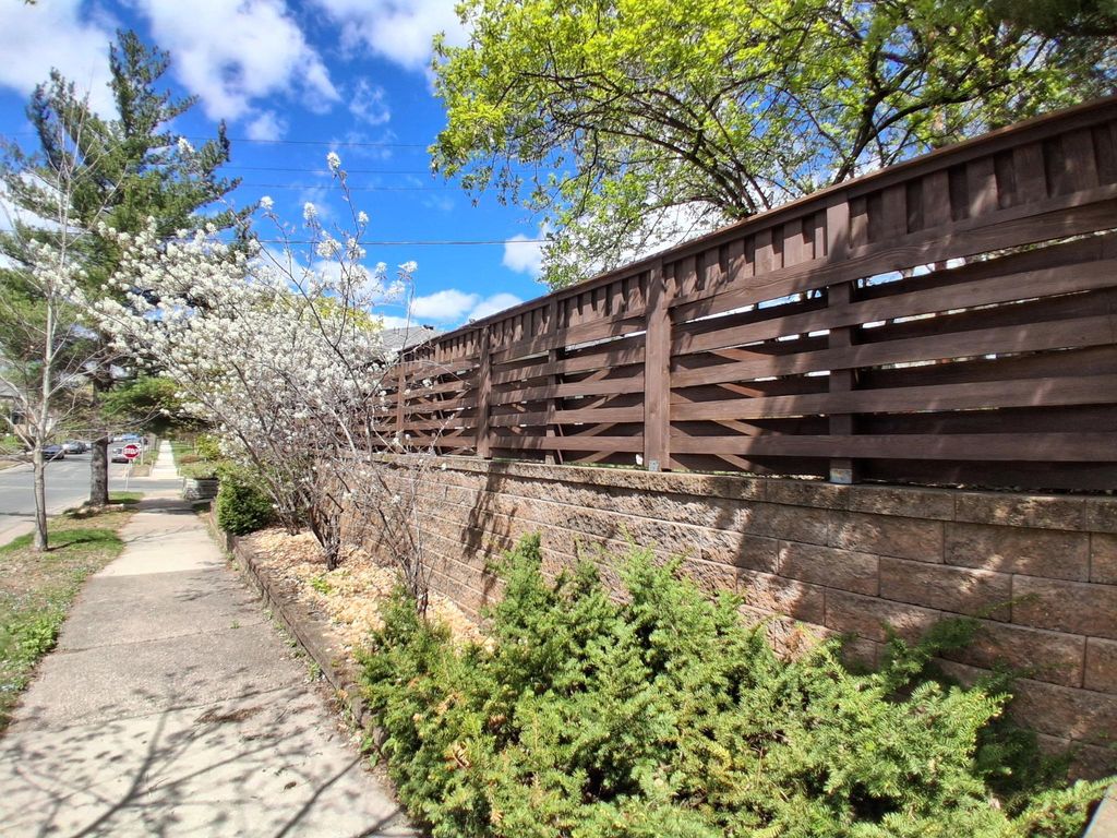 Photo of 2327 Laurel Avenue W, Minneapolis, MN 55405 (MLS # 7058036)