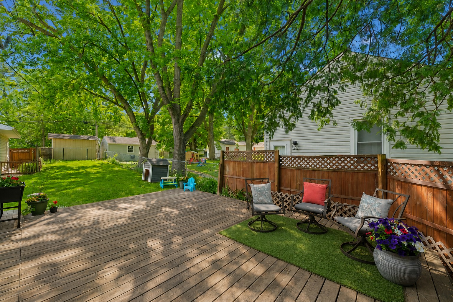 113 Van Buren Avenue S