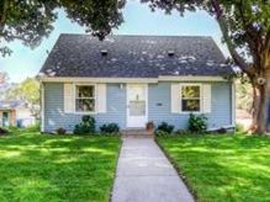 Photo of 5708 37th Avenue S, Minneapolis, MN 55417 (MLS # 7044178)