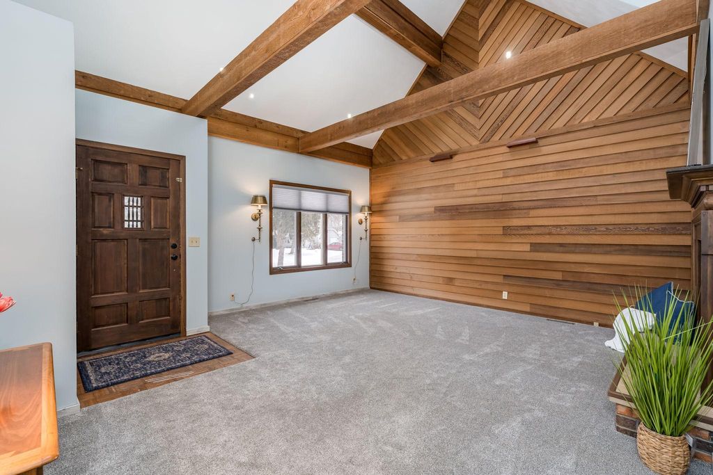 Photo of 1607 Pleasant View Drive, North Mankato, MN 56003 (MLS # 7017646)