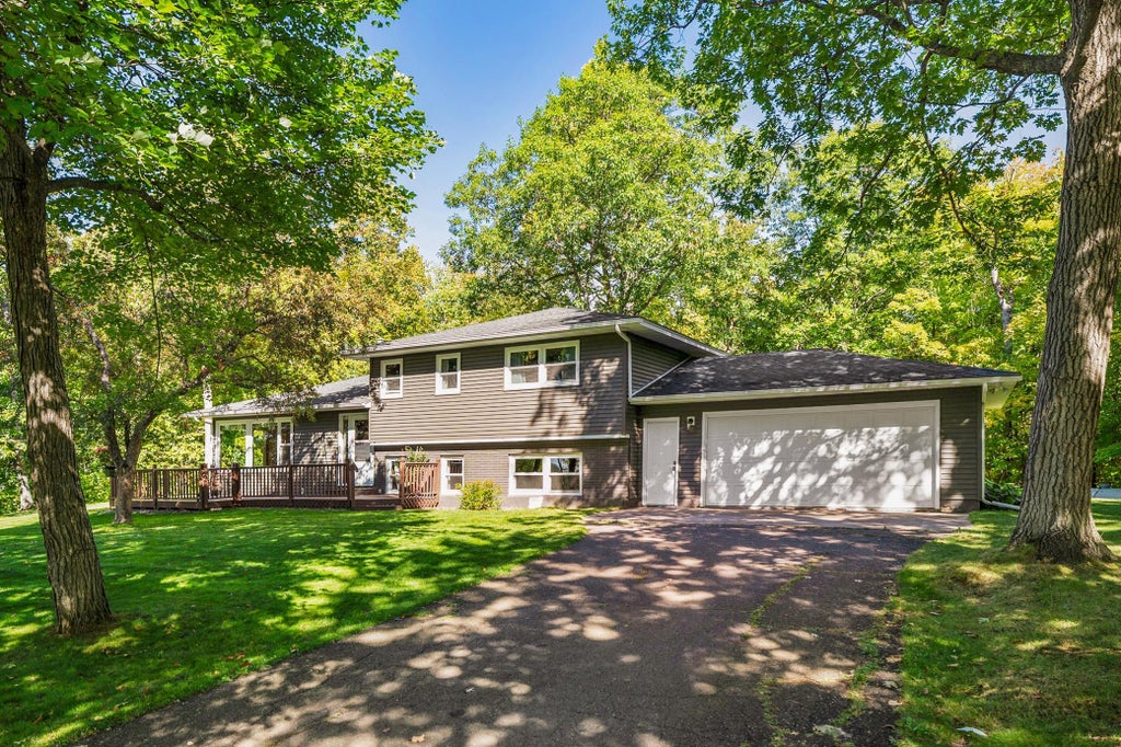 Photo of 5731 Sunburst Drive, Duluth, MN 55810 (MLS # 7154486)