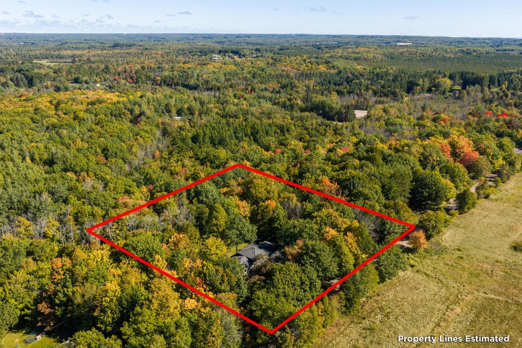 Photo of 5731 Sunburst Drive, Duluth, MN 55810 (MLS # 7154486)