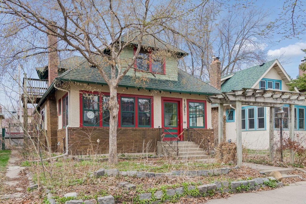 Photo of 3844 Garfield Avenue, Minneapolis, MN 55409 (MLS # 7059723)
