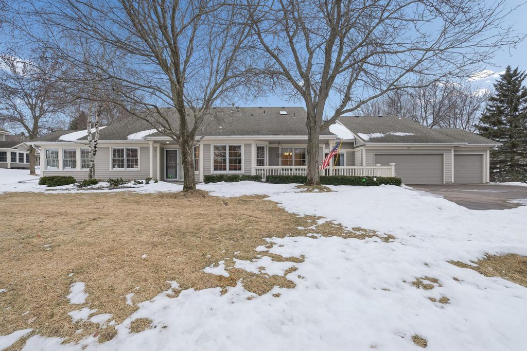 Photo of 877 Ivy Lane, Eagan, MN 55123 (MLS # 7017714)