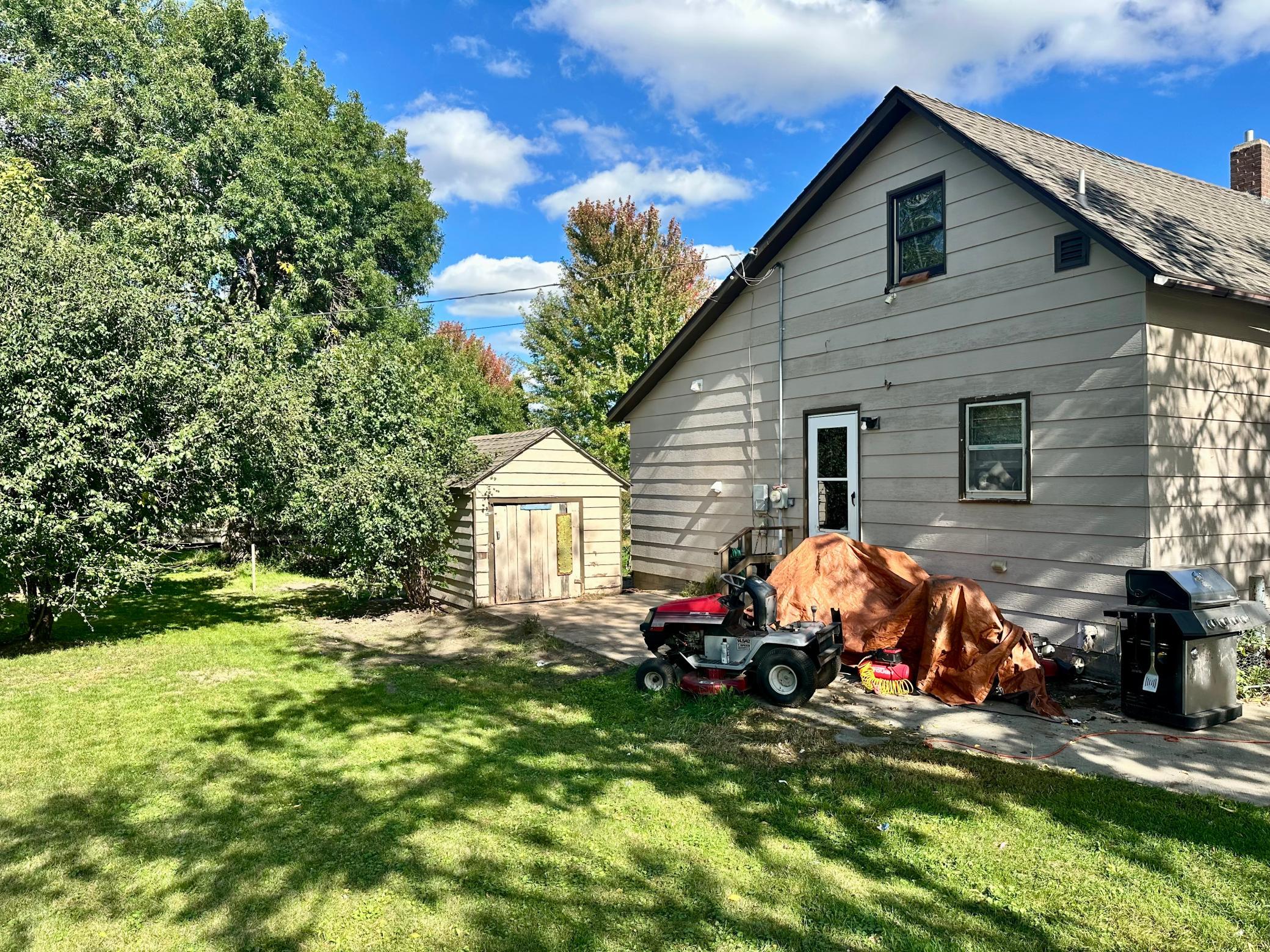 222 Cedar Avenue NE