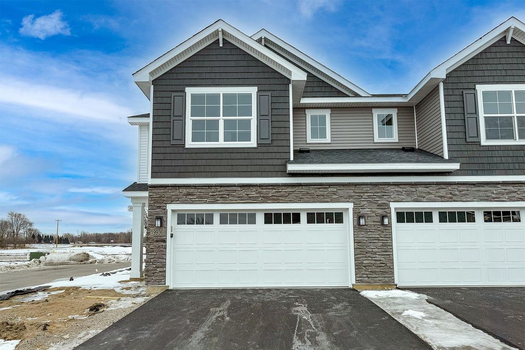 Photo of 19936 Hunters Ridge Rdg, Corcoran, MN 55374 (MLS # 7042342)