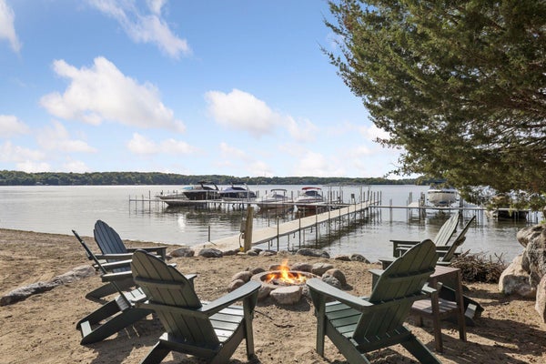 28010 BOULDER BRIDGE DR, EXCELSIOR, MN 55331 - Image 3c26278906d8f0bd8d8d9eb3ff83fb68/8947182