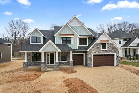 1884 Royal Boulevard N Lake Elmo MN 55042