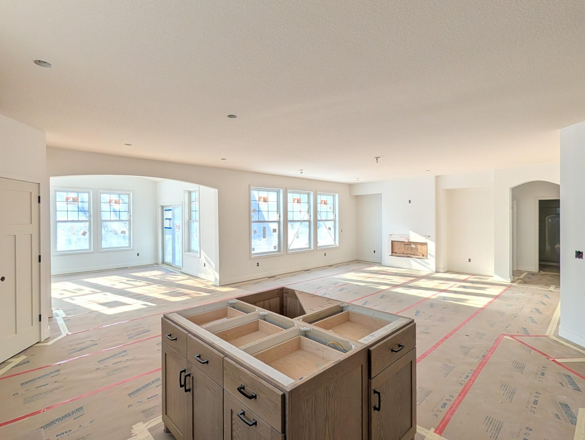 1884 Royal Boulevard N