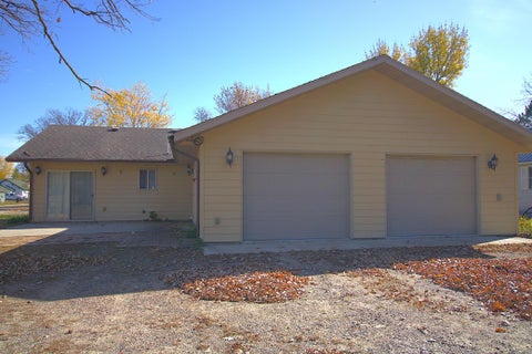 Photo of 501 2nd Street SW, Staples, MN 56479 (MLS # 7162563)