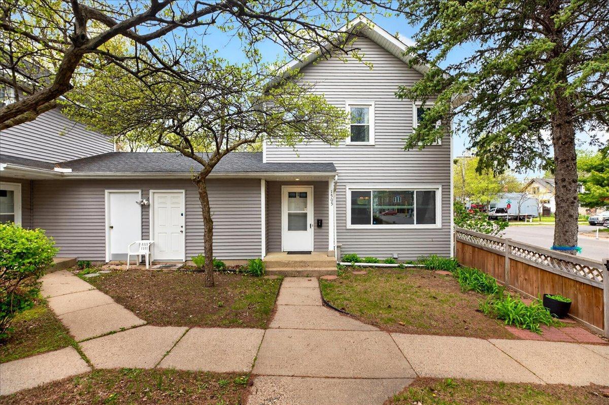 1505 E 38th Street