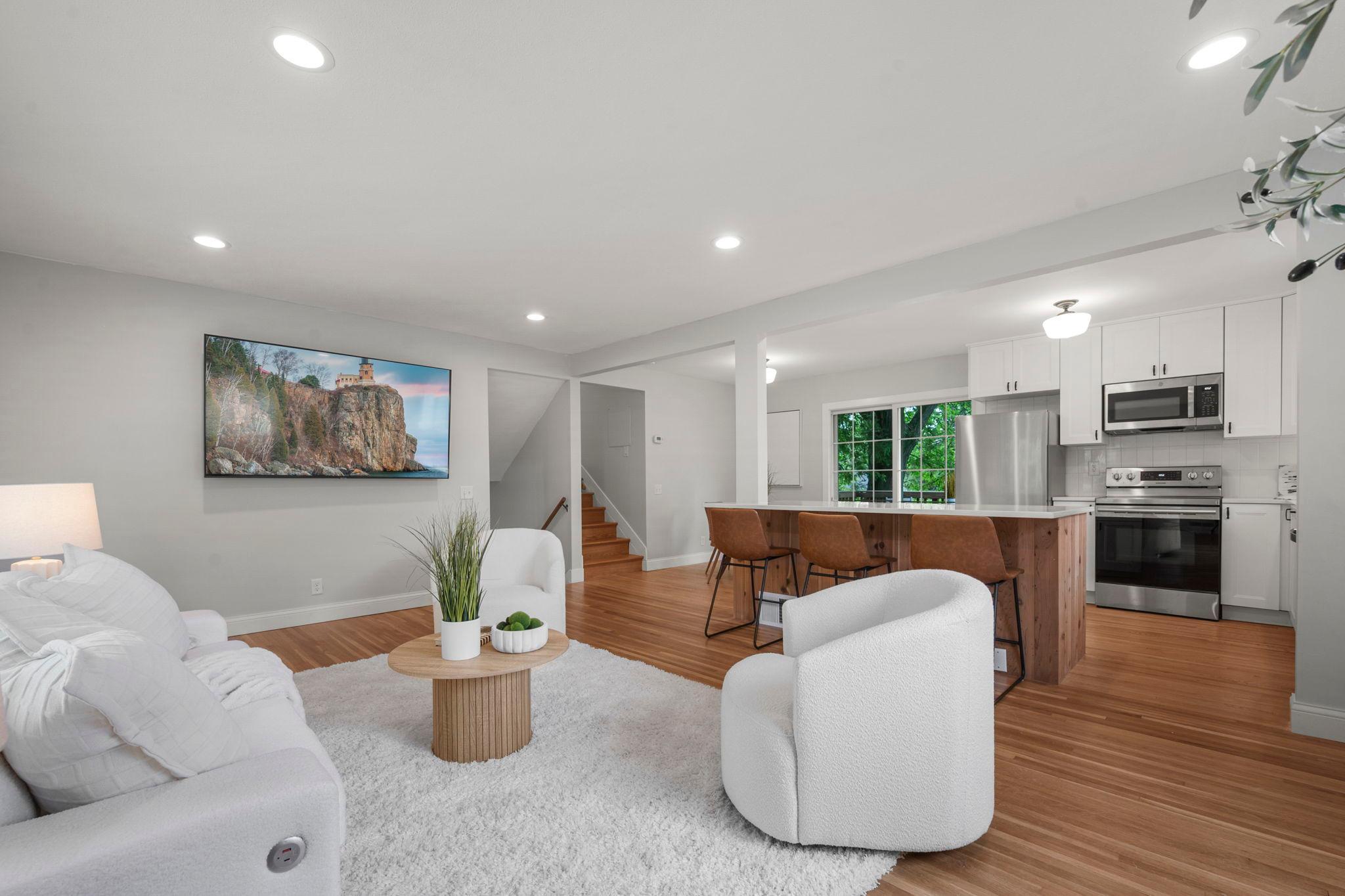 9109 24th Lane