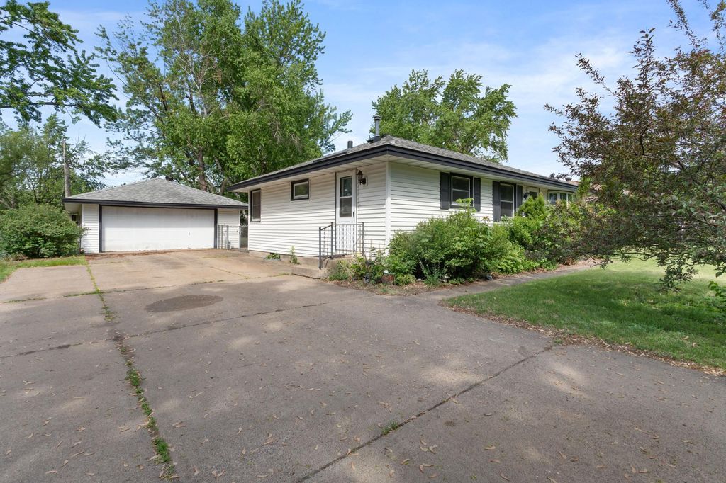 Photo of 11516 Heather Street NW, Coon Rapids, MN 55433 (MLS # 7082019)