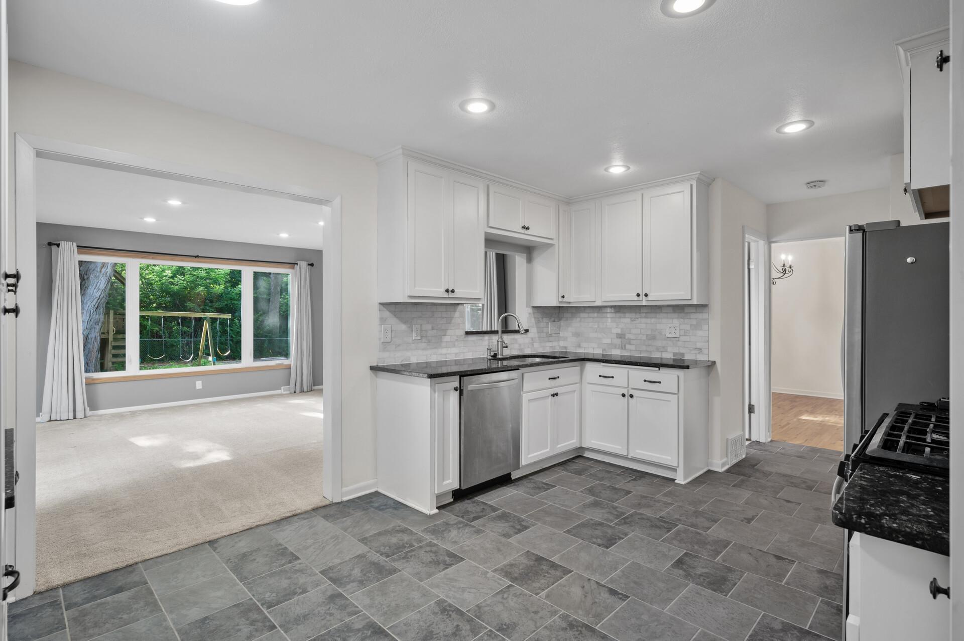 6708 Ridgeview Drive