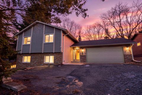 650 Gramsie Road Shoreview MN 55126