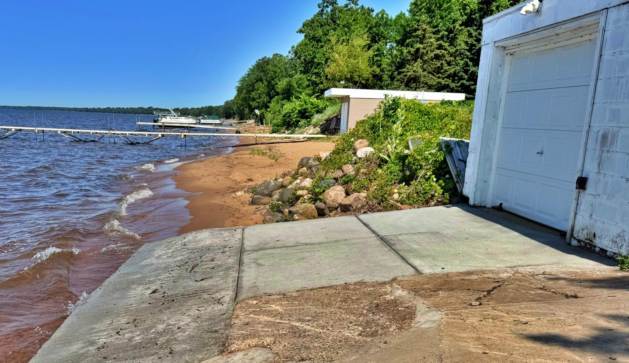 33259 State Highway 18, Aitkin, MN, 56431, USA, 5 Bedrooms Bedrooms, ,5 BathroomsBathrooms,Residential,Active,33259 State Highway 18,7079688