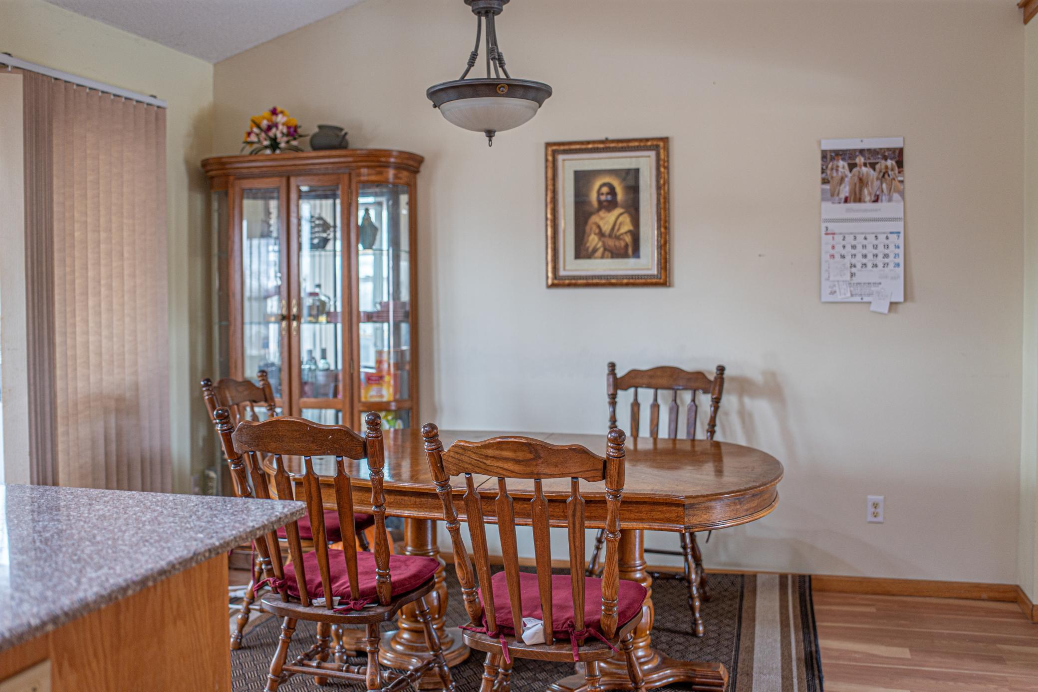 1242 Myrtle Street N