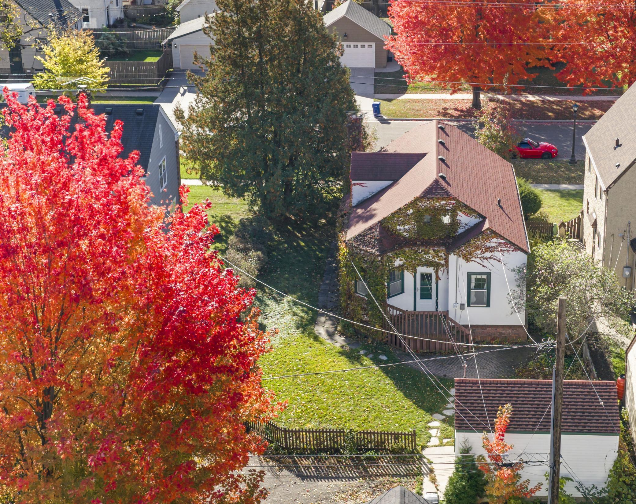 2195 Jefferson Avenue