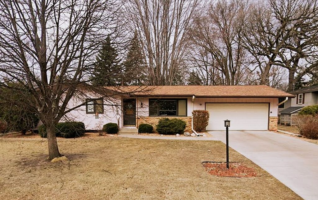 Photo of 5296 83rd Avenue N, Brooklyn Park, MN 55443 (MLS # 7067384)