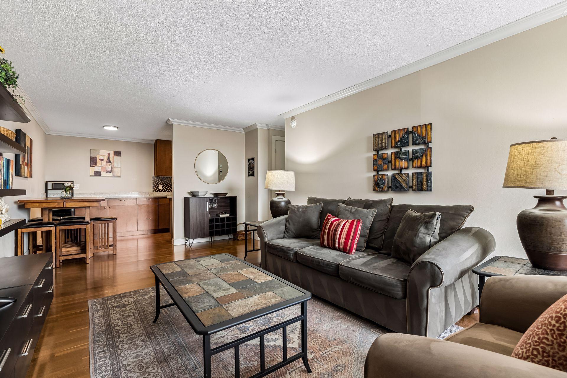 2800 W 44th Street 603