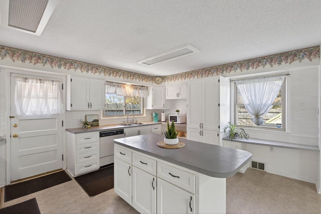 Photo of 7001 Lombardy Lane, Crystal, MN 55428 (MLS # 7054297)