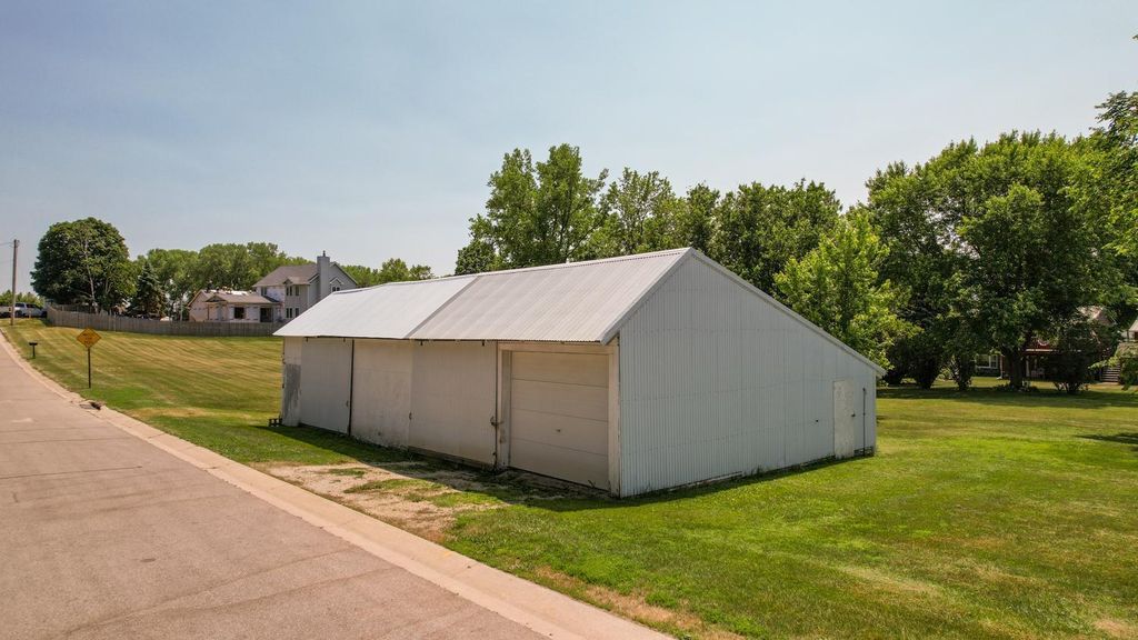 Photo of 1003 Grand Street SE, Chatfield, MN 55923 (MLS # 6385051)