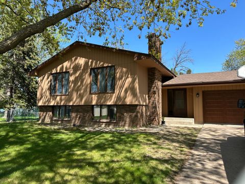 2748 Kent Street Roseville MN 55113