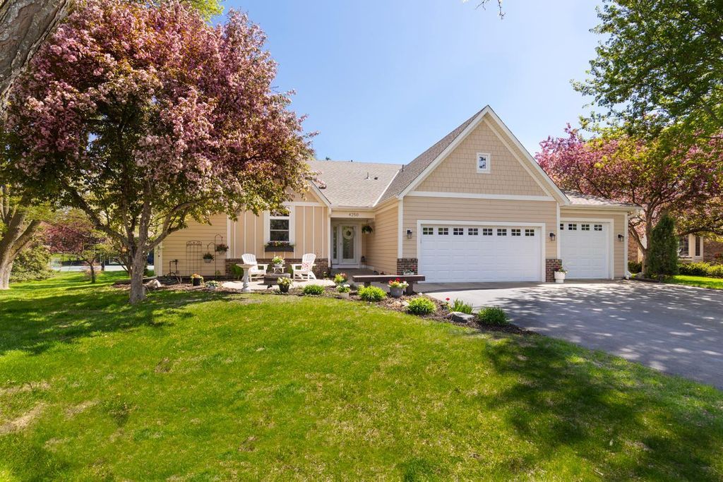 Photo of 4250 Kingsview Lane N, Plymouth, MN 55446 (MLS # 7037212)