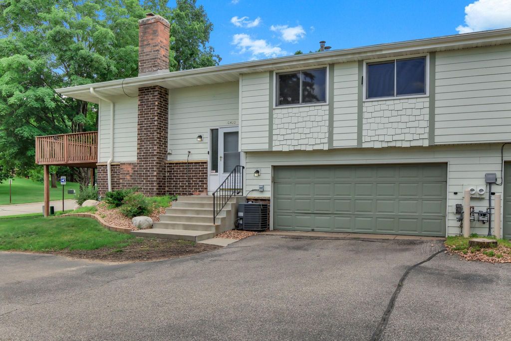 Photo of 10400 Decatur Avenue S, Bloomington, MN 55438 (MLS # 7084038)