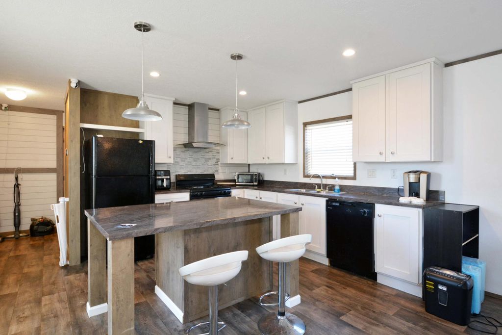 Photo of 1368 96th Lane NE, Blaine, MN 55434 (MLS # 6817910)