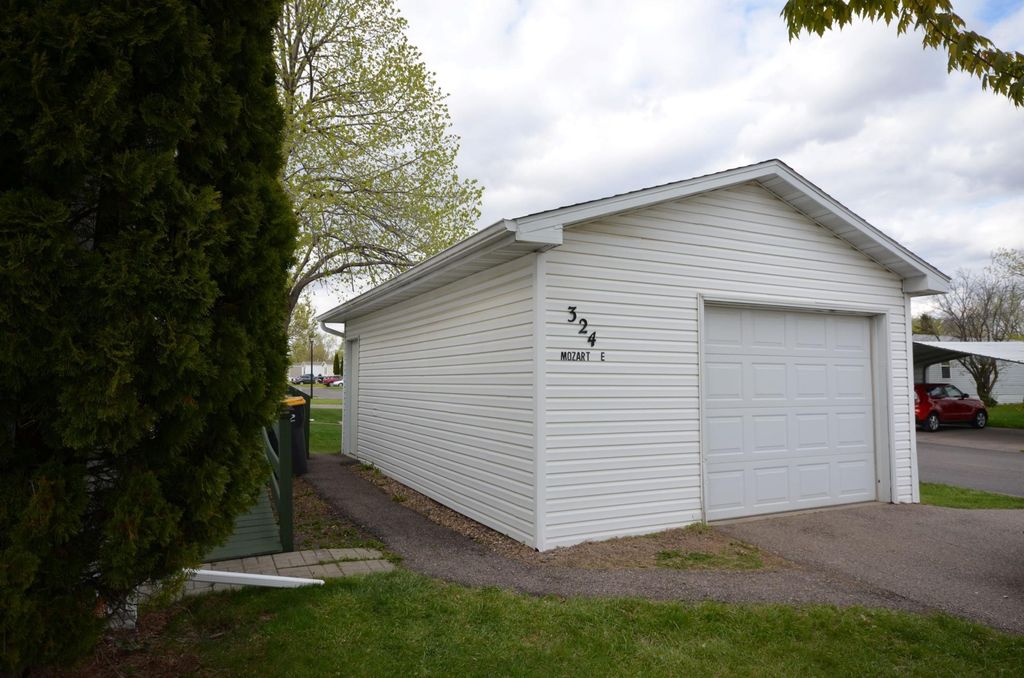 Photo of 324 Mozart Avenue E, Mankato, MN 56001 (MLS # 7069009)