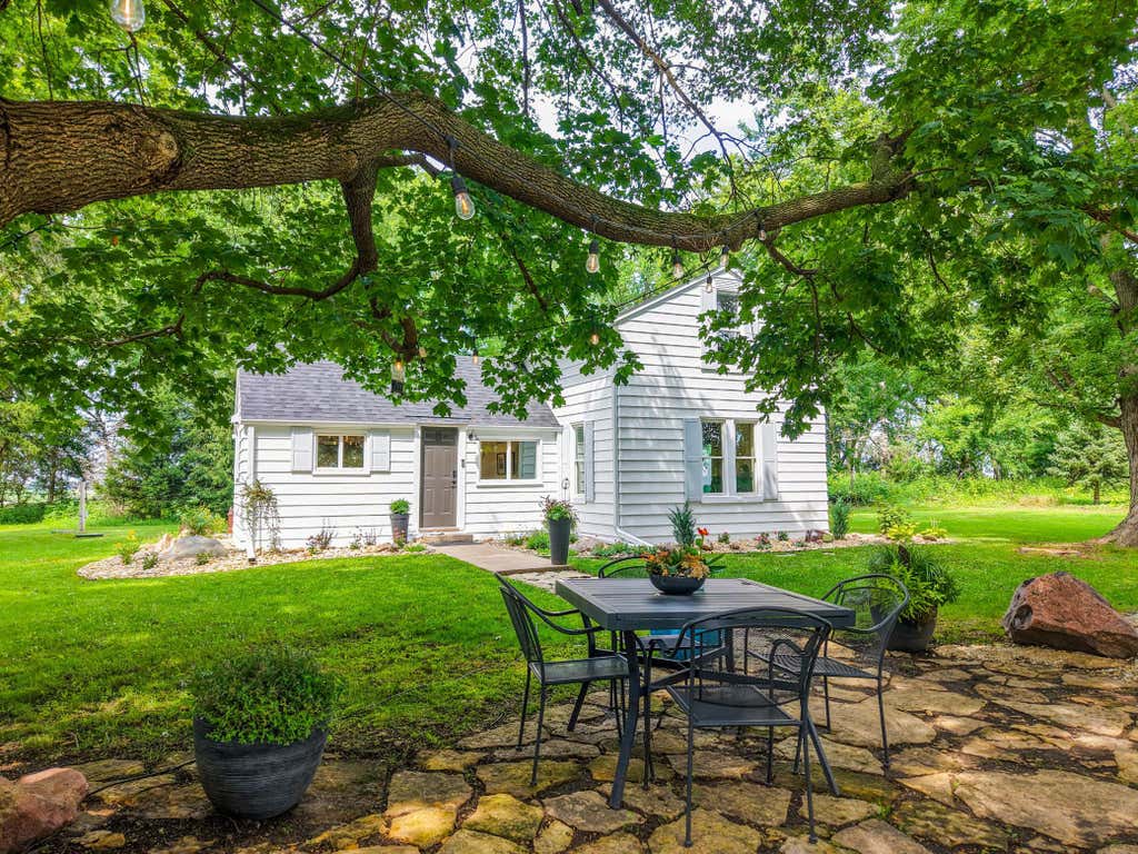 Photo of 10337 30 Highway SW, Hayfield, MN 55940 (MLS # 7122609)