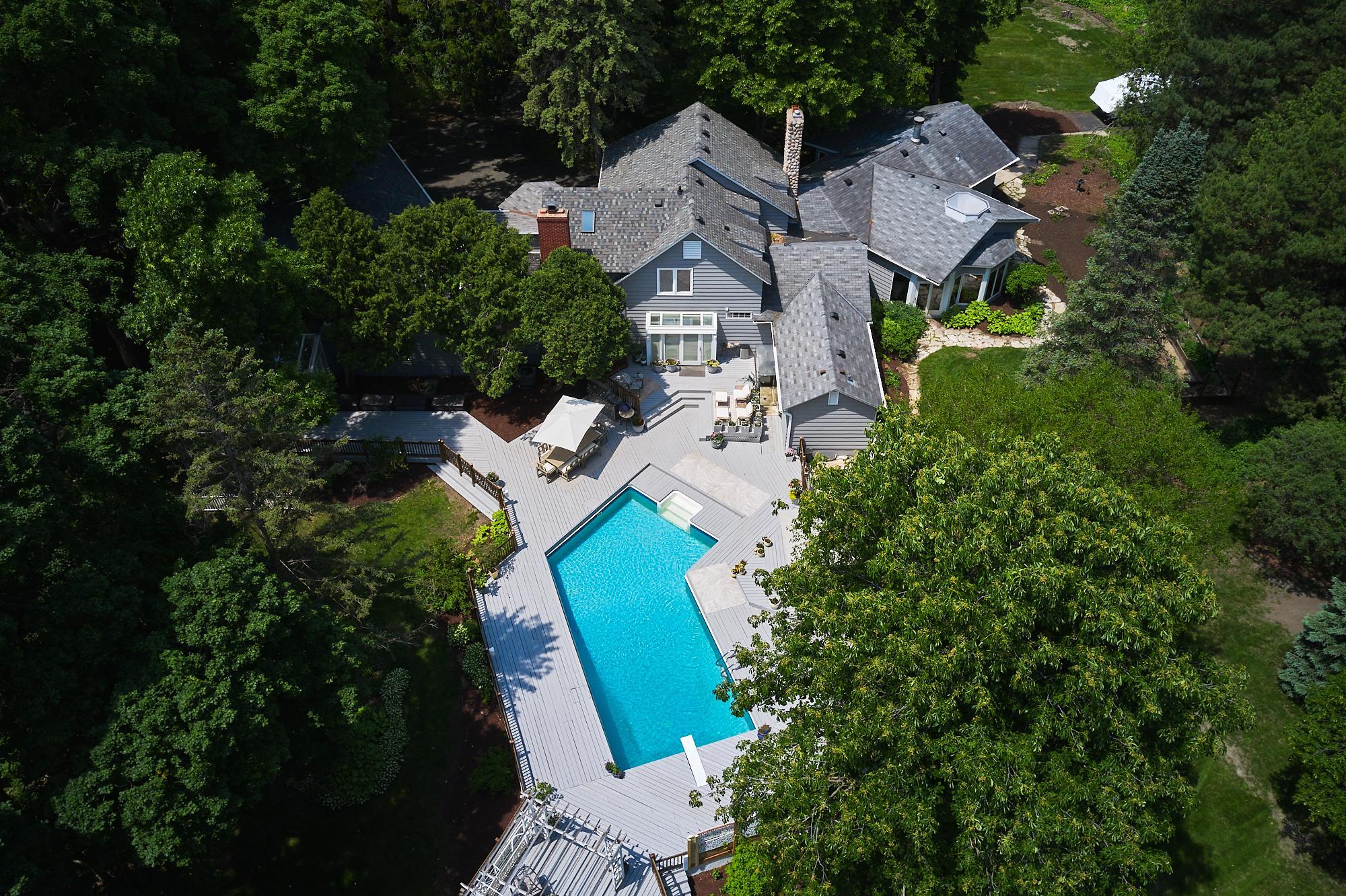 3865 Hillcrest Road