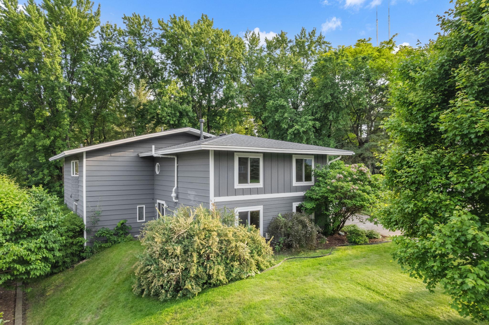 708 Brigadoon Circle