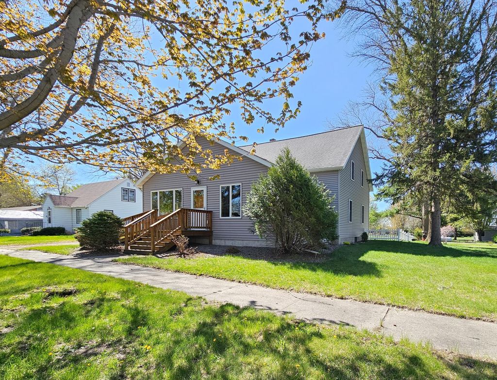 Photo of 606 2nd Street, Lucan, MN 56255 (MLS # 7069982)